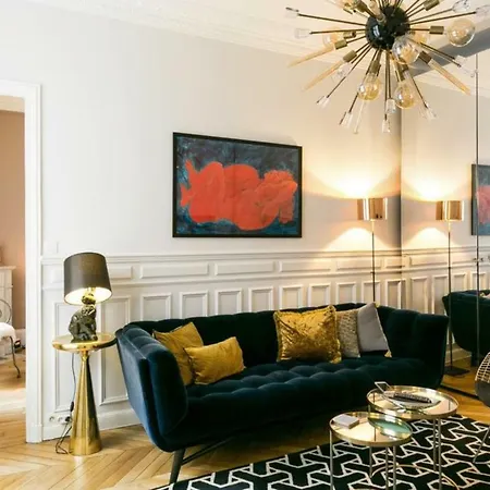 Spectacular Flat For 2p Close To Champs Elysees Parigi