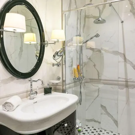 Appartamento Spectacular Flat For 2p Close To Champs Elysees Parigi